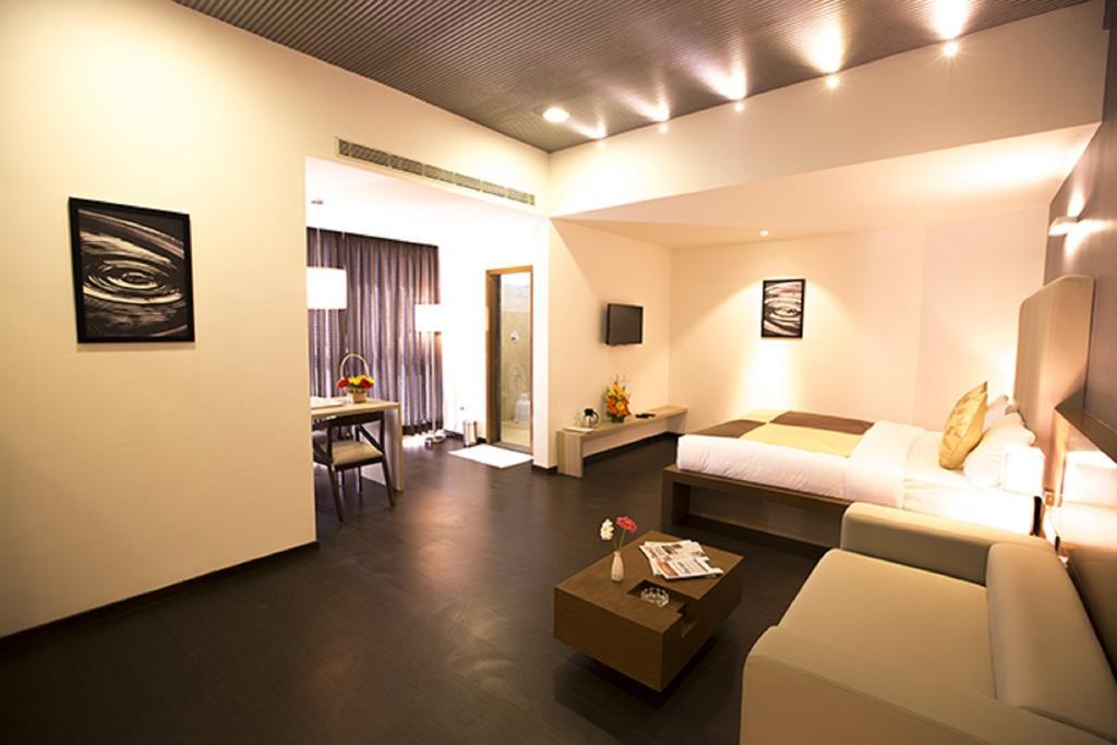 Vinaya Royal Inn Kammasandra Δωμάτιο φωτογραφία
