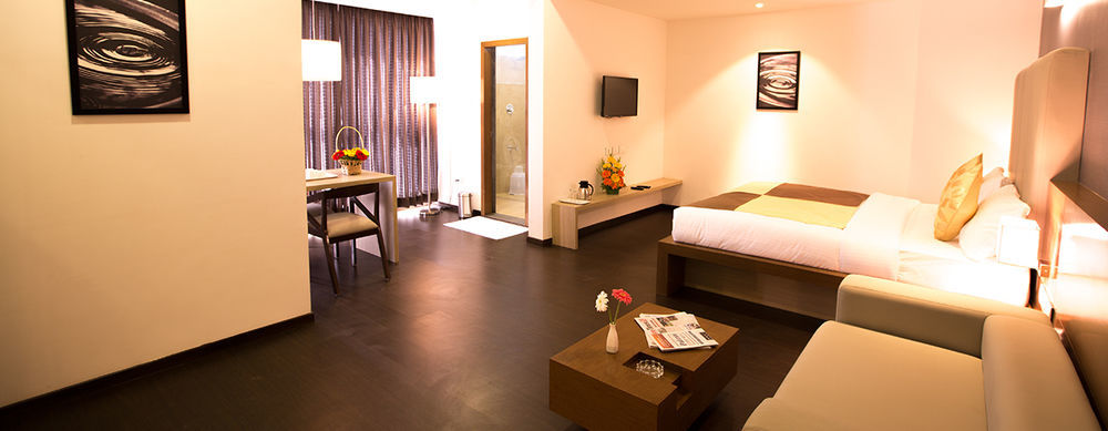 Vinaya Royal Inn Kammasandra Εξωτερικό φωτογραφία