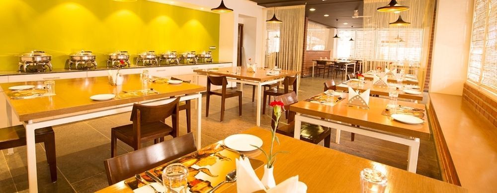Vinaya Royal Inn Kammasandra Εξωτερικό φωτογραφία